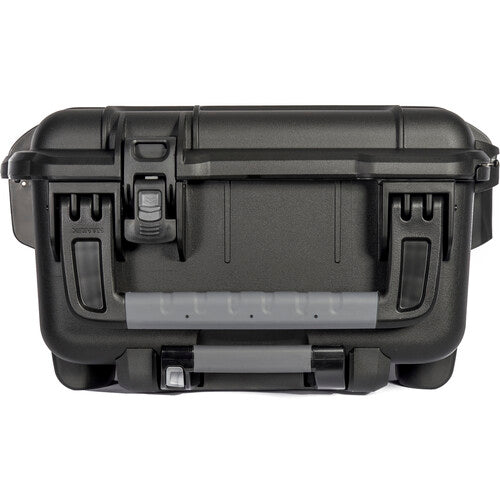 Maleta Rígida Nanuk 962 con Ruedas y Espuma Precortada | IP67 Garantía de por Vida (Negra / Naranja)