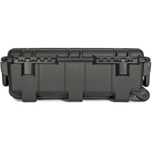 Maleta Rígida Nanuk 962 con Ruedas y Espuma Precortada | IP67 Garantía de por Vida (Negra / Naranja)