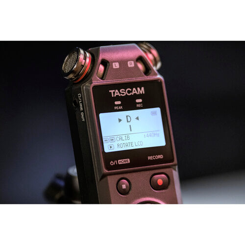 Grabadora digital de audio estéreo, portátil Tascam DR-05X con interfaz de audio USB